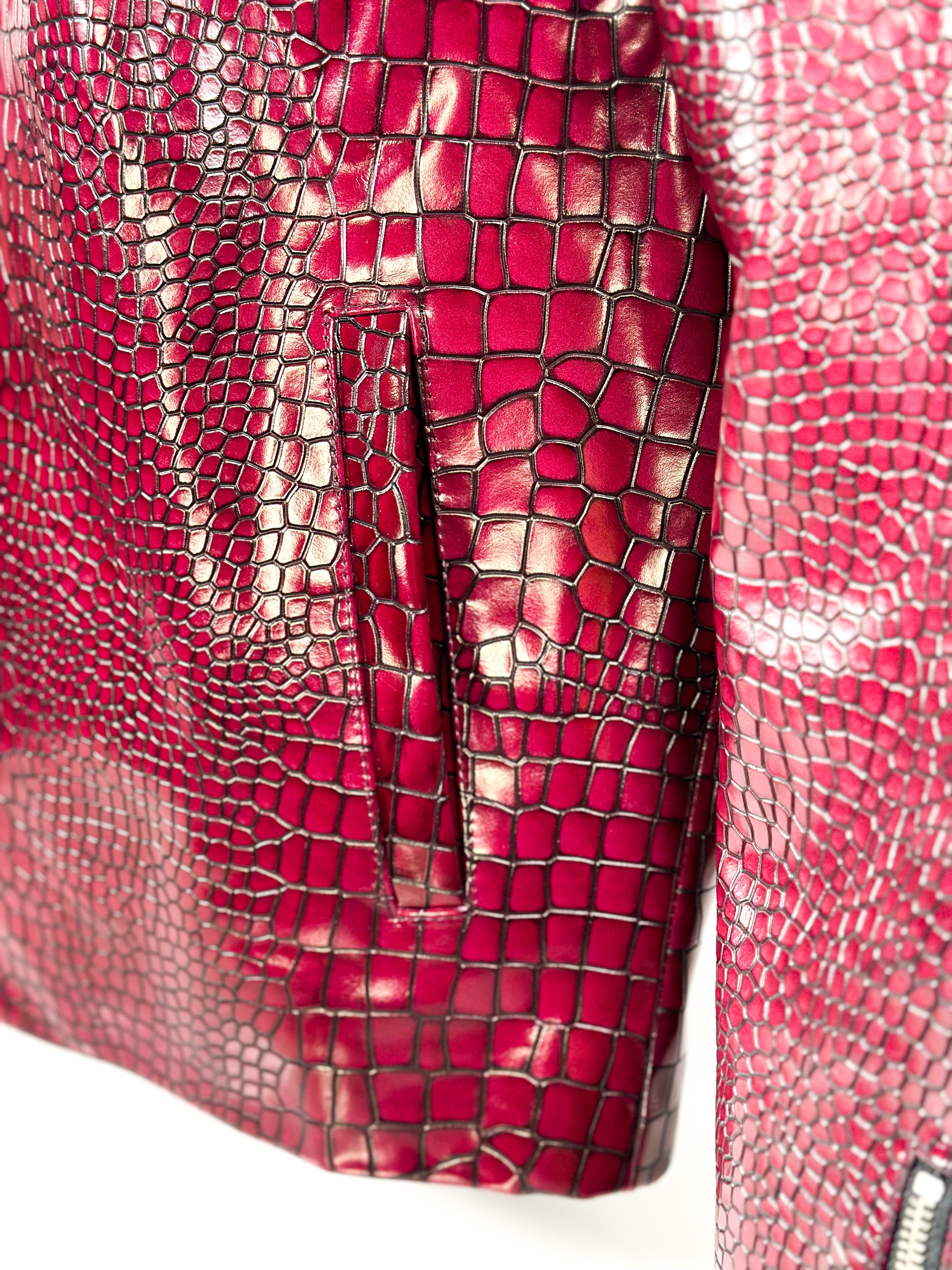 Alligator-Jacket — angled view
