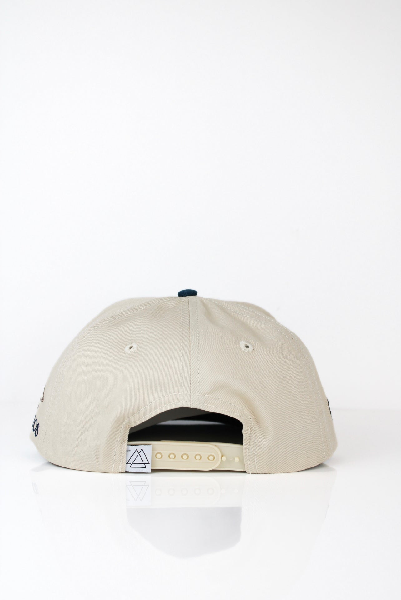El Arete Horse Cap