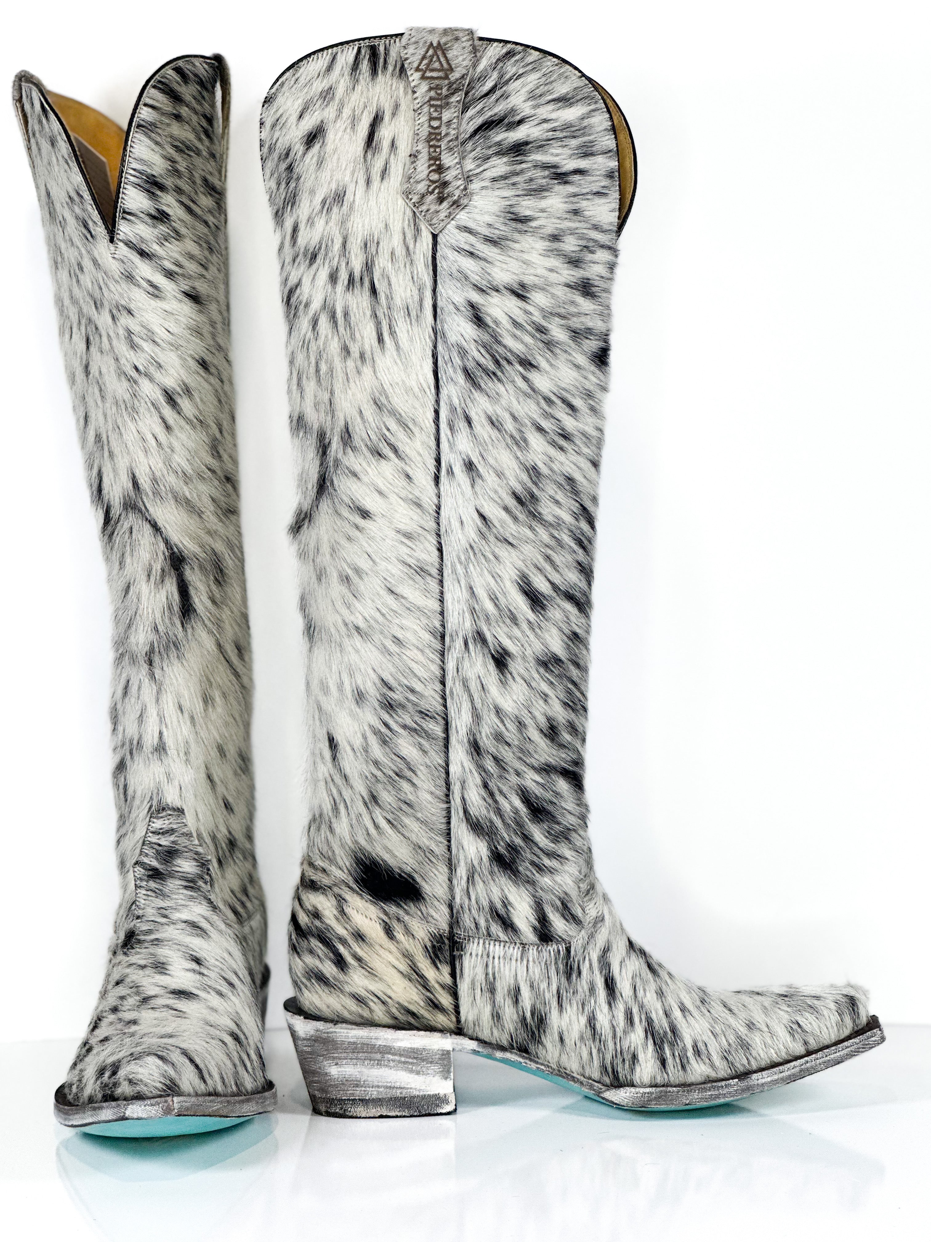 Azeri Cowhide Boot — detail shot of handmade western boots