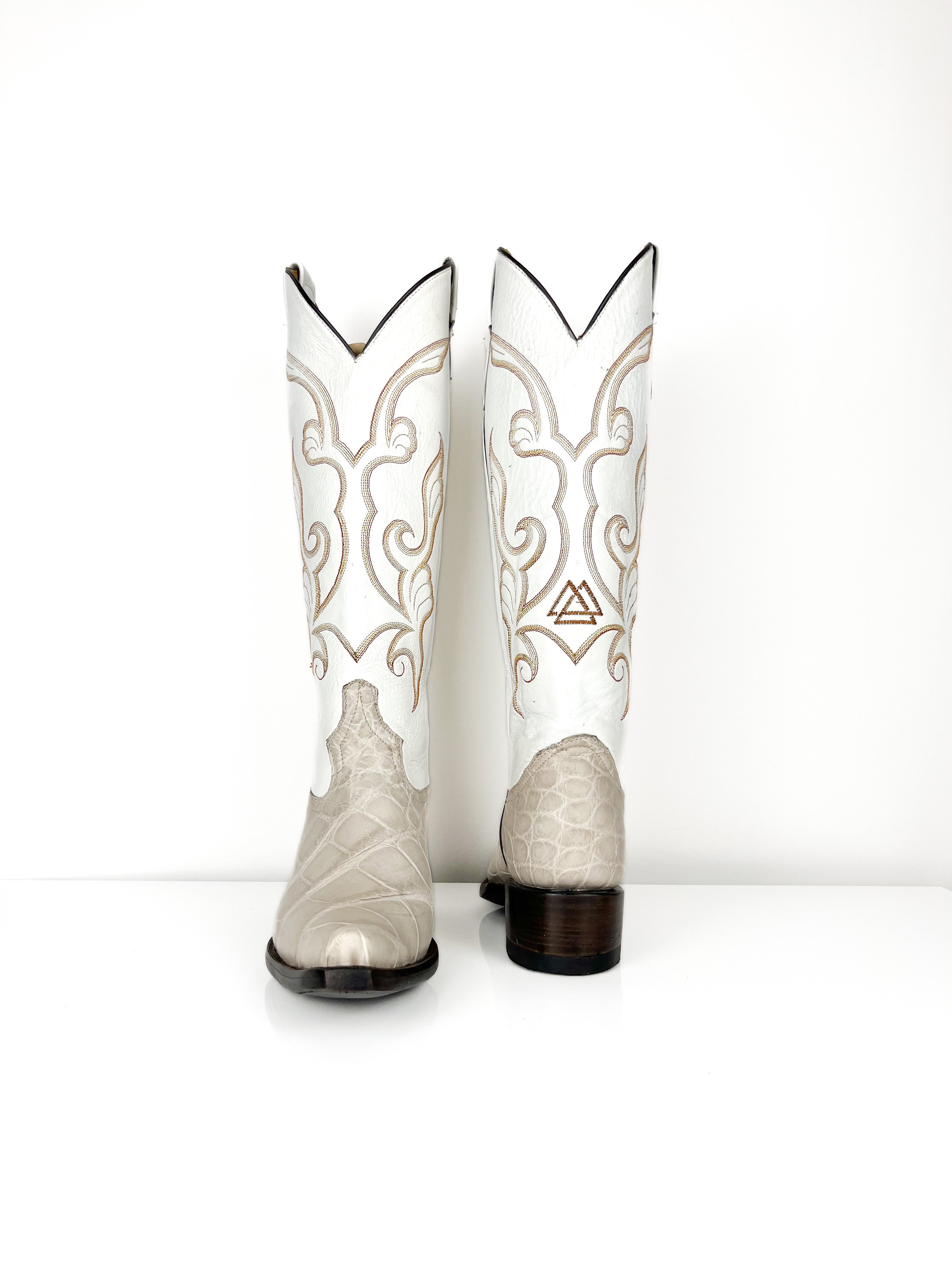Women's Alligator- Brisa De Mar — detail shot