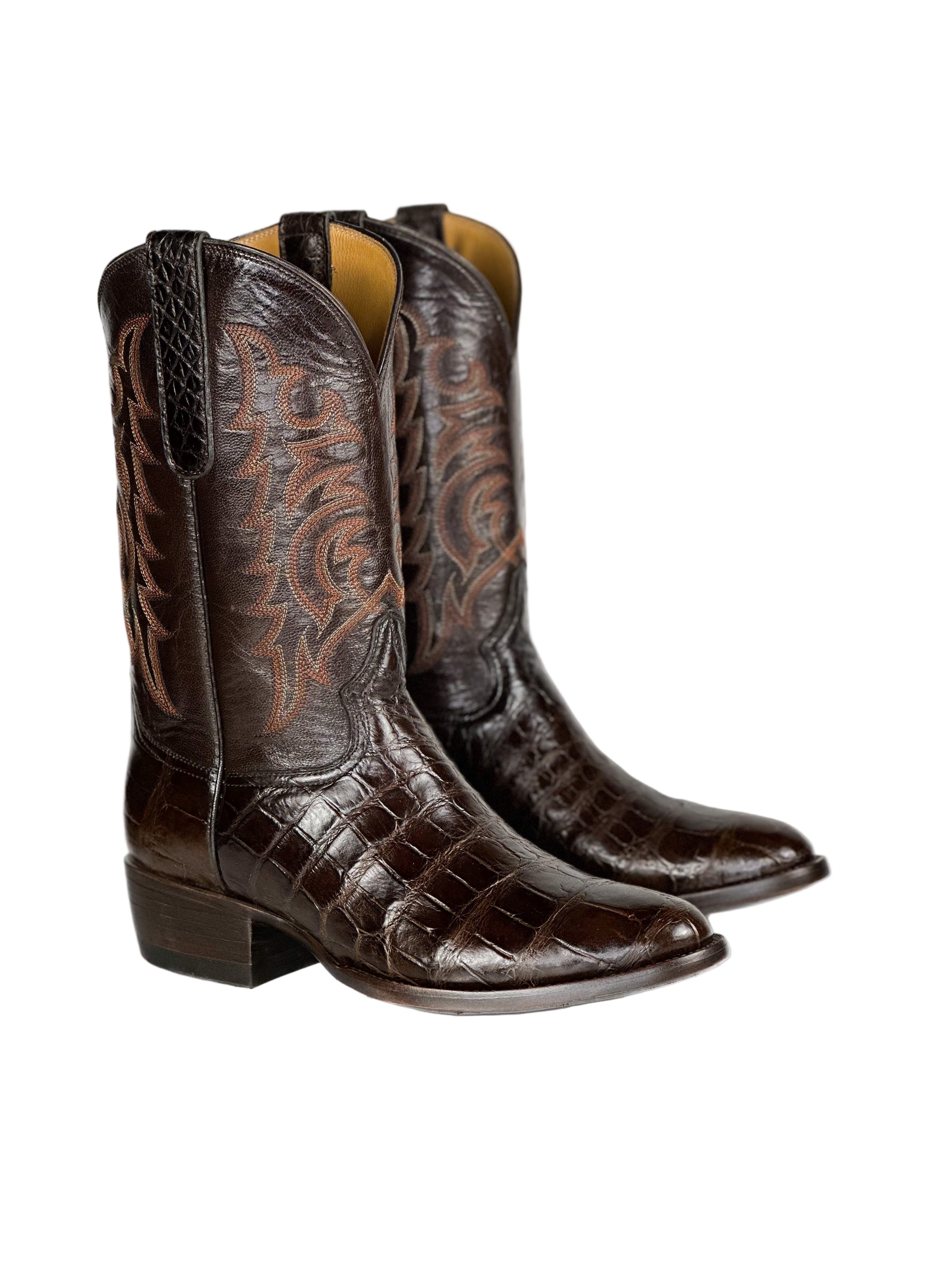 American Alligator - Choco Stitch by Cuadra Piedreros