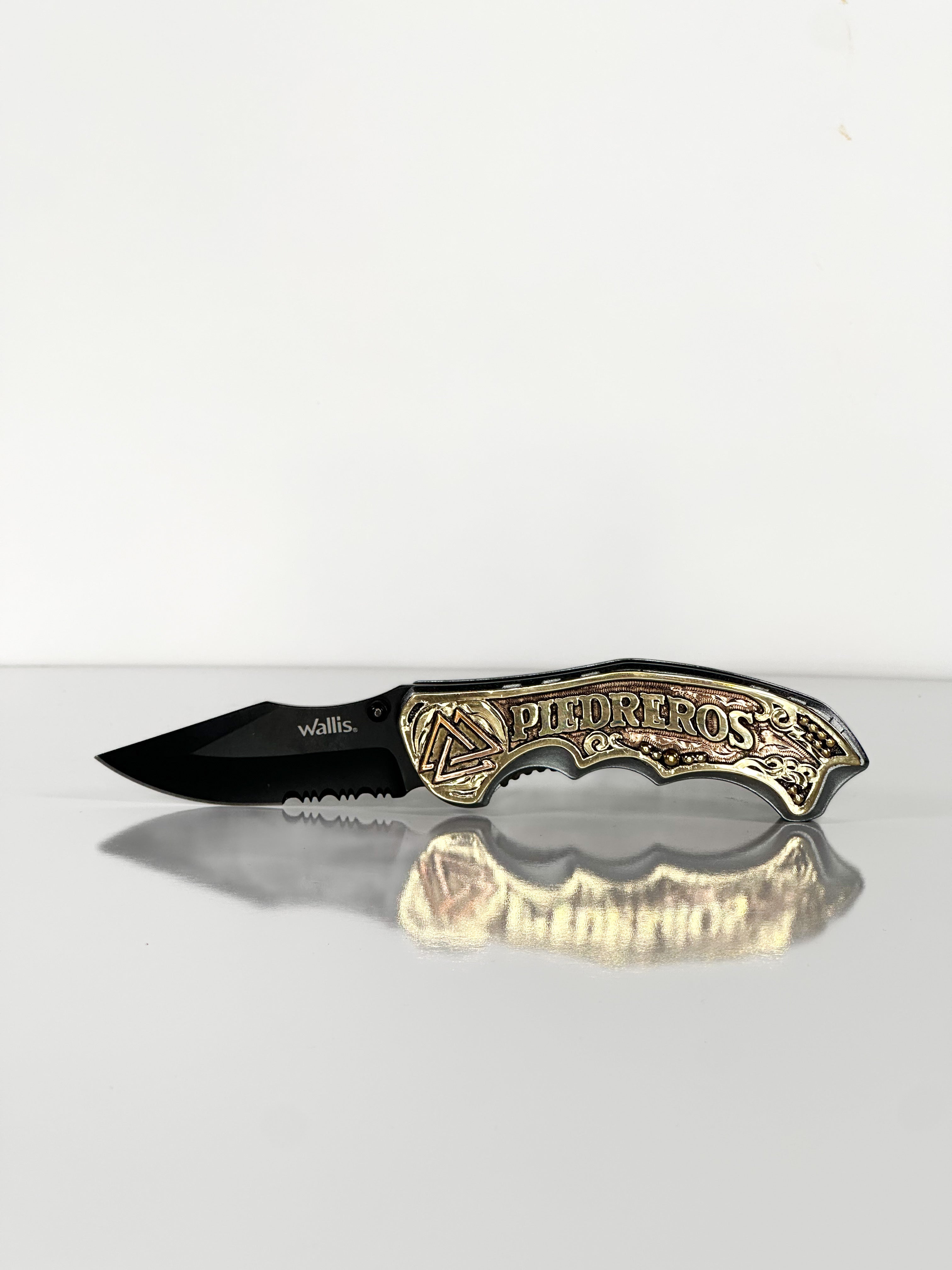 Sheriff Damascus — side view