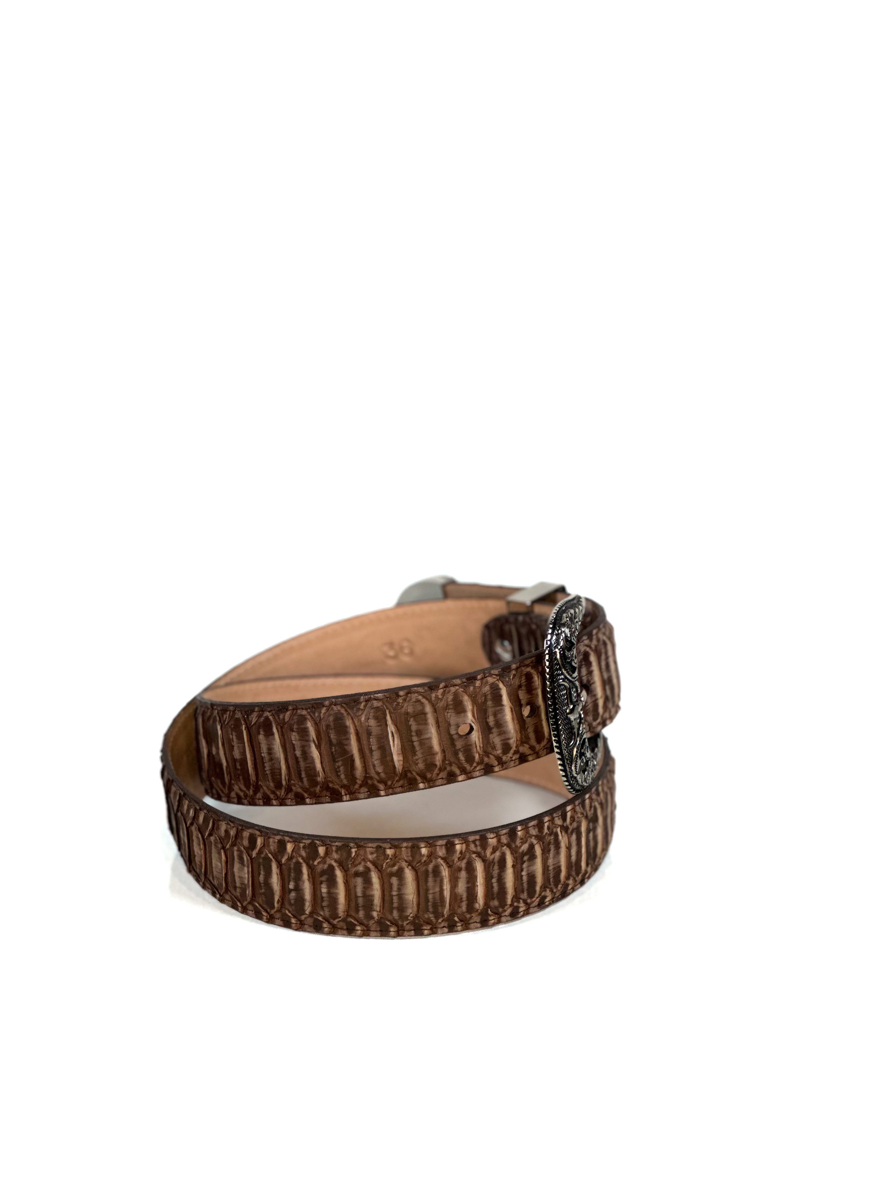 Flagstone-belt — top view of leather belt
