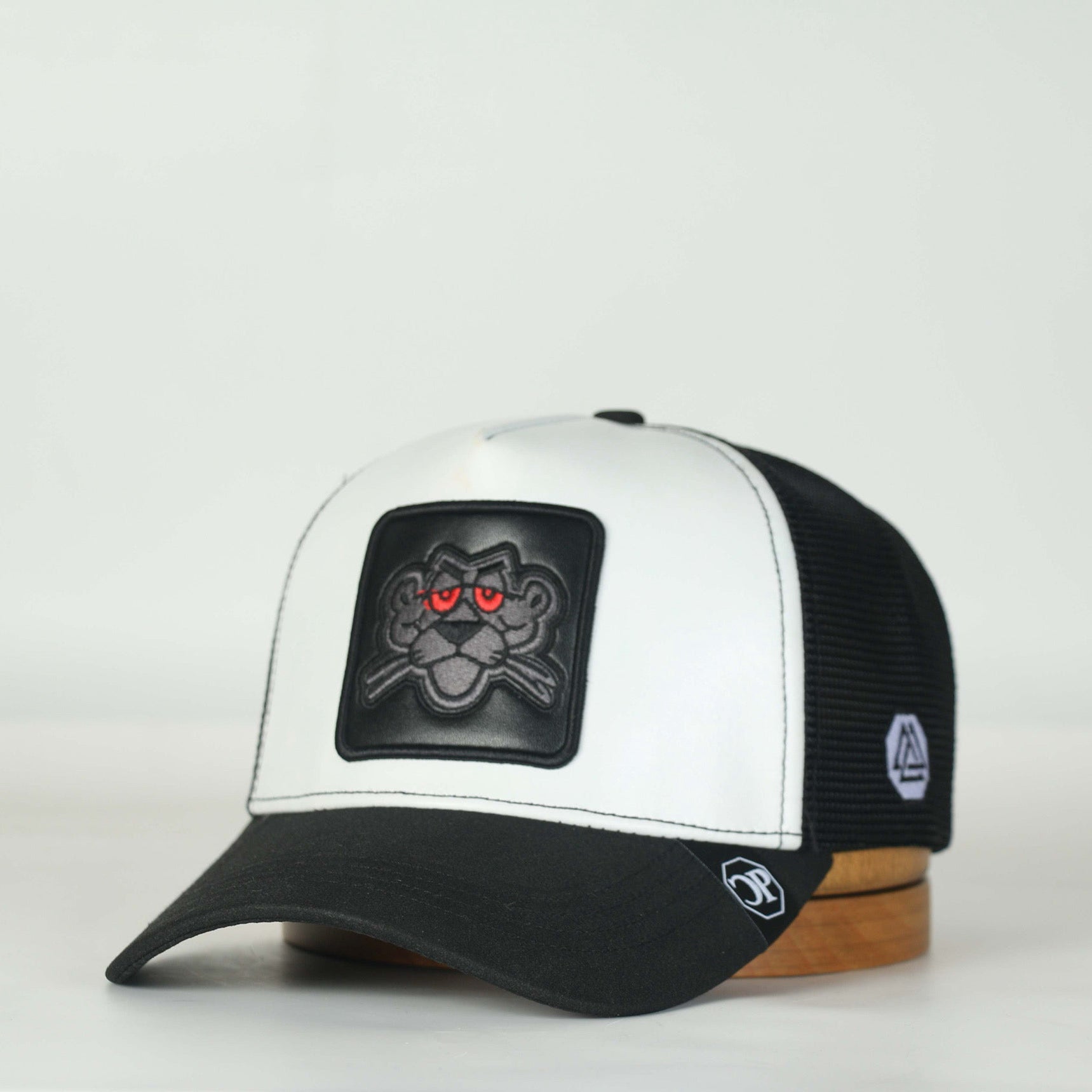 Leather Caps — close-up of Cuadra Piedreros cap
