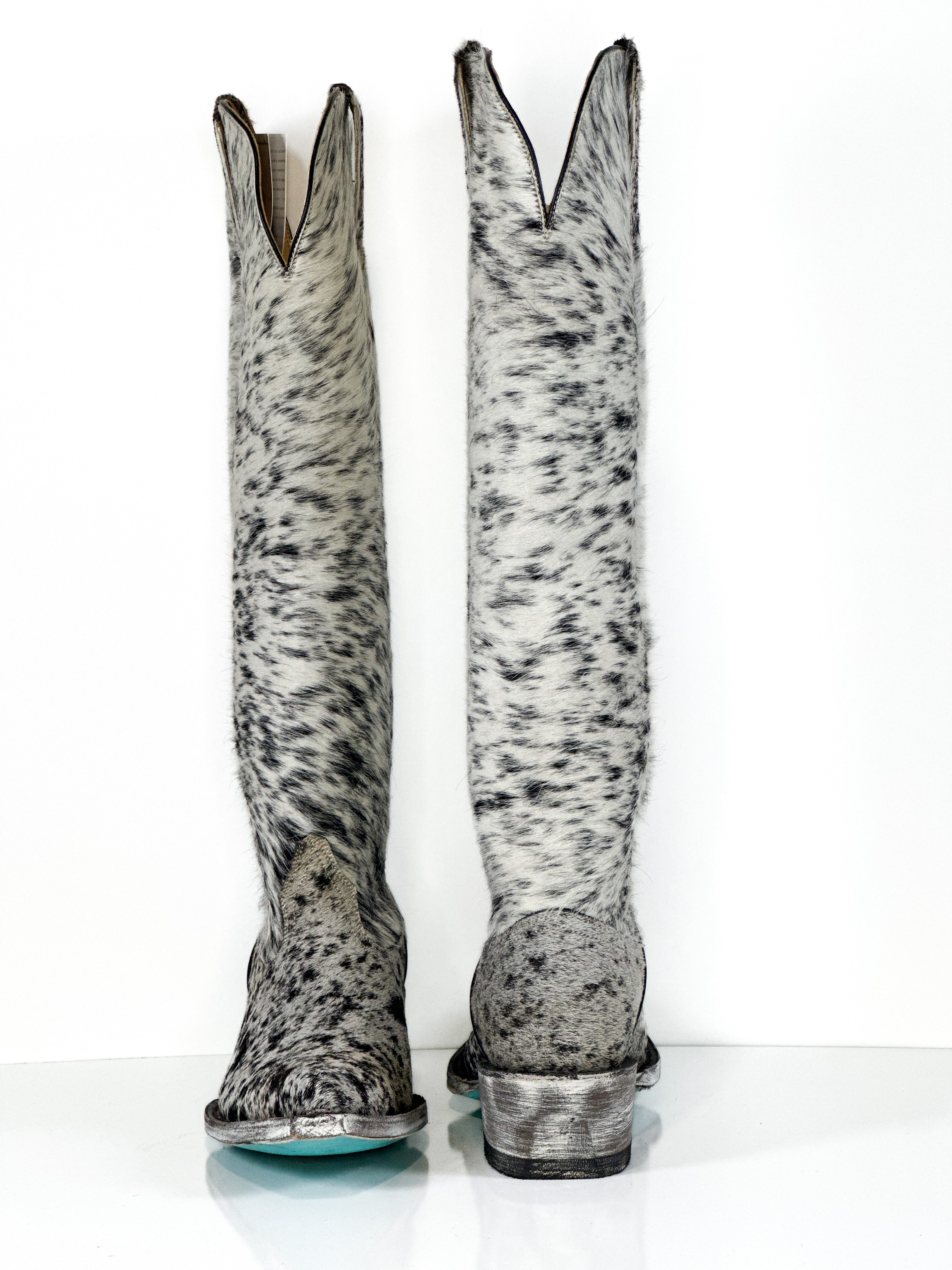 Azeri Cowhide Boot — close-up of handmade western boots