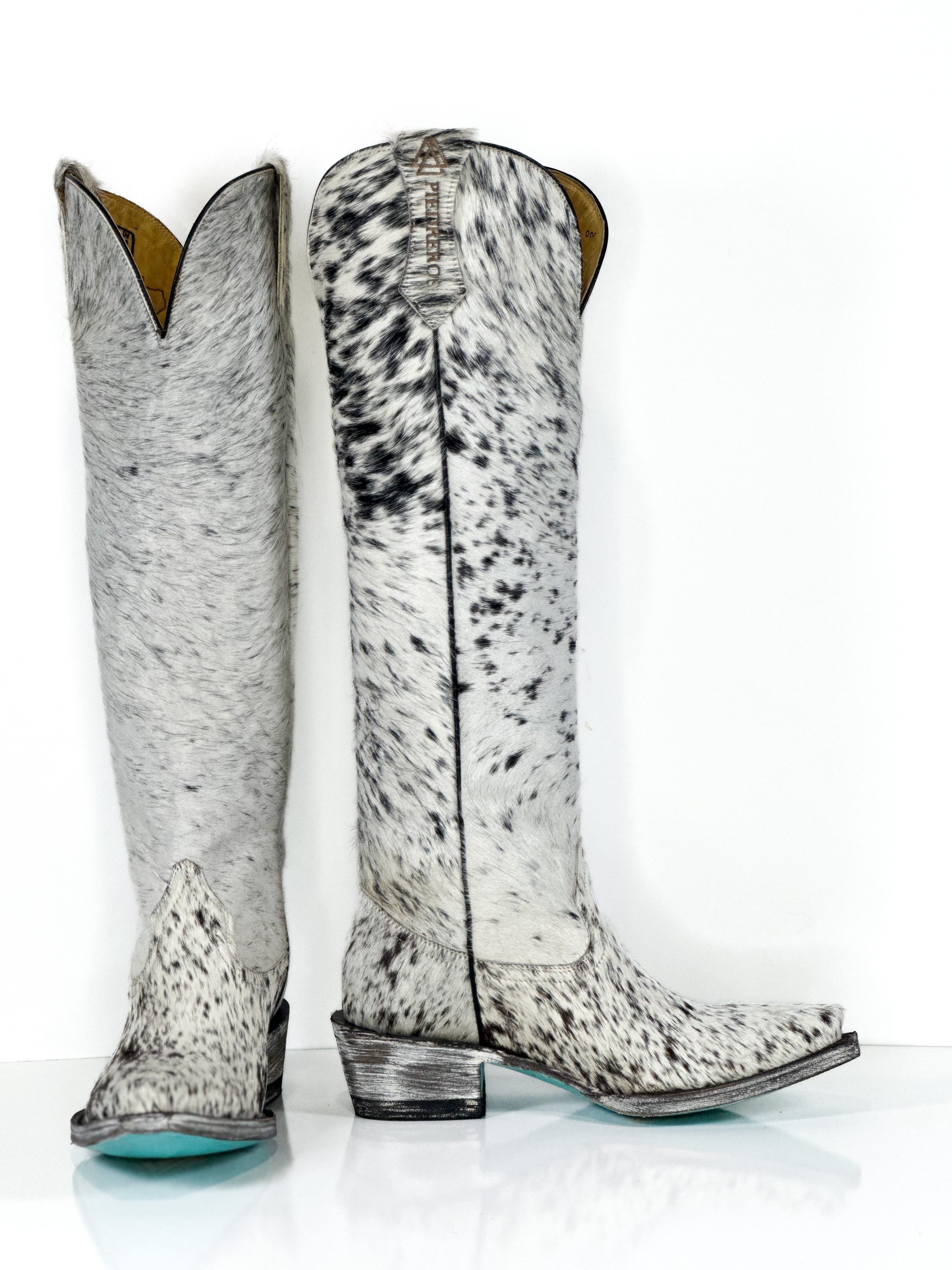Azeri Cowhide Boot — sole view of handmade western boots