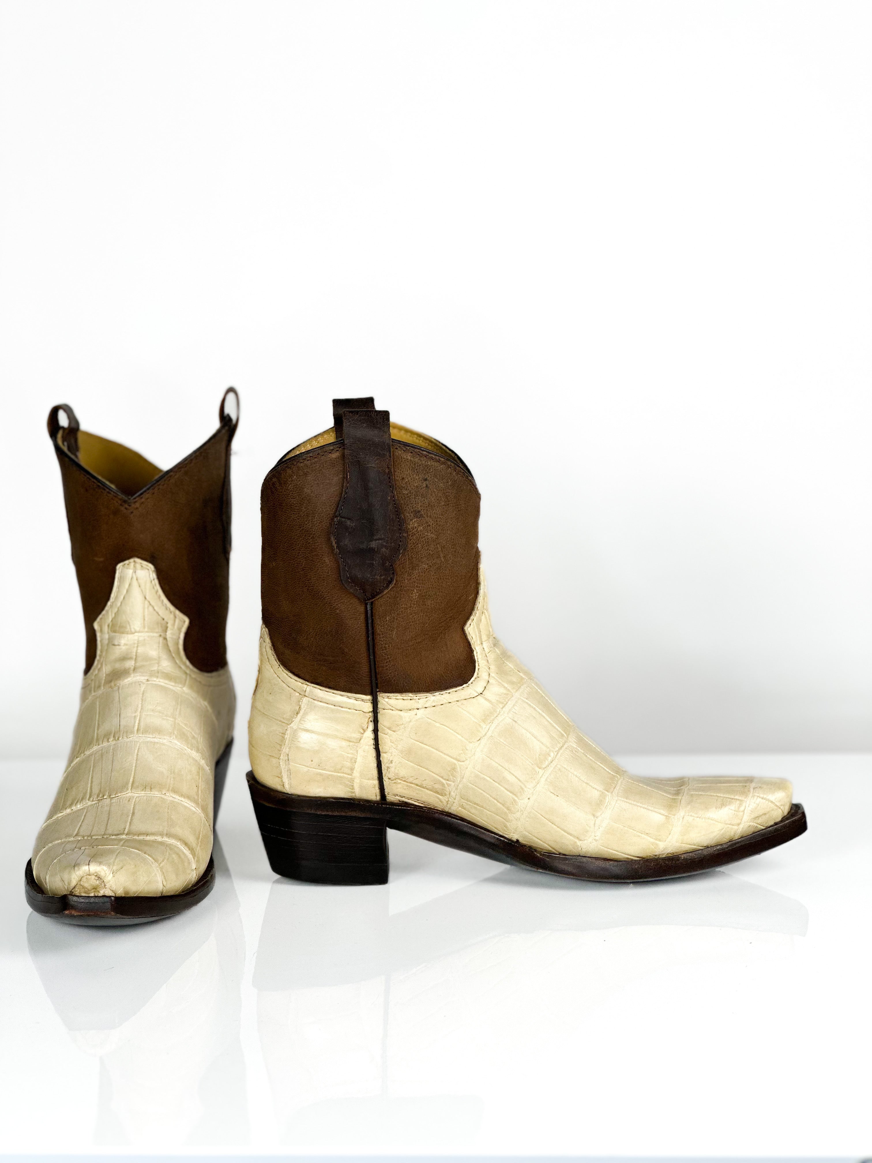 Gator Ivoryhusk Boots — detail shot of handmade alligator boots