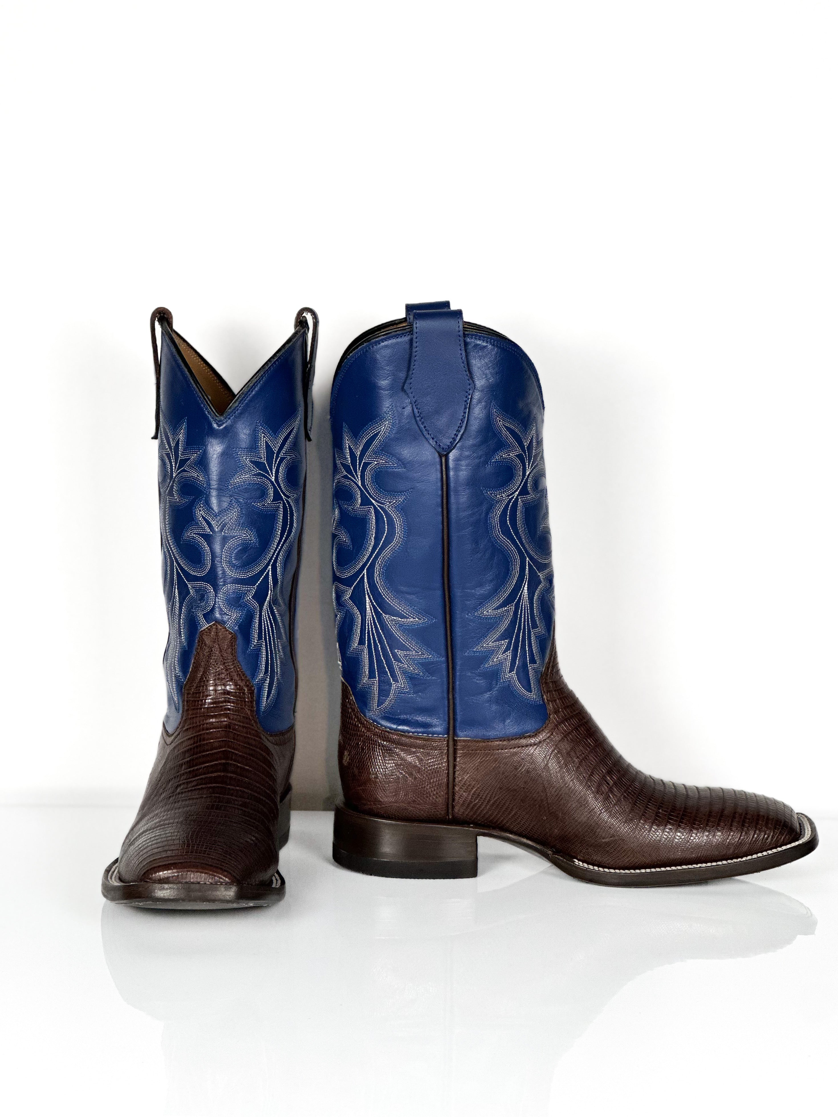 Armadillo-Big lex Boots — detail shot of handmade western boots