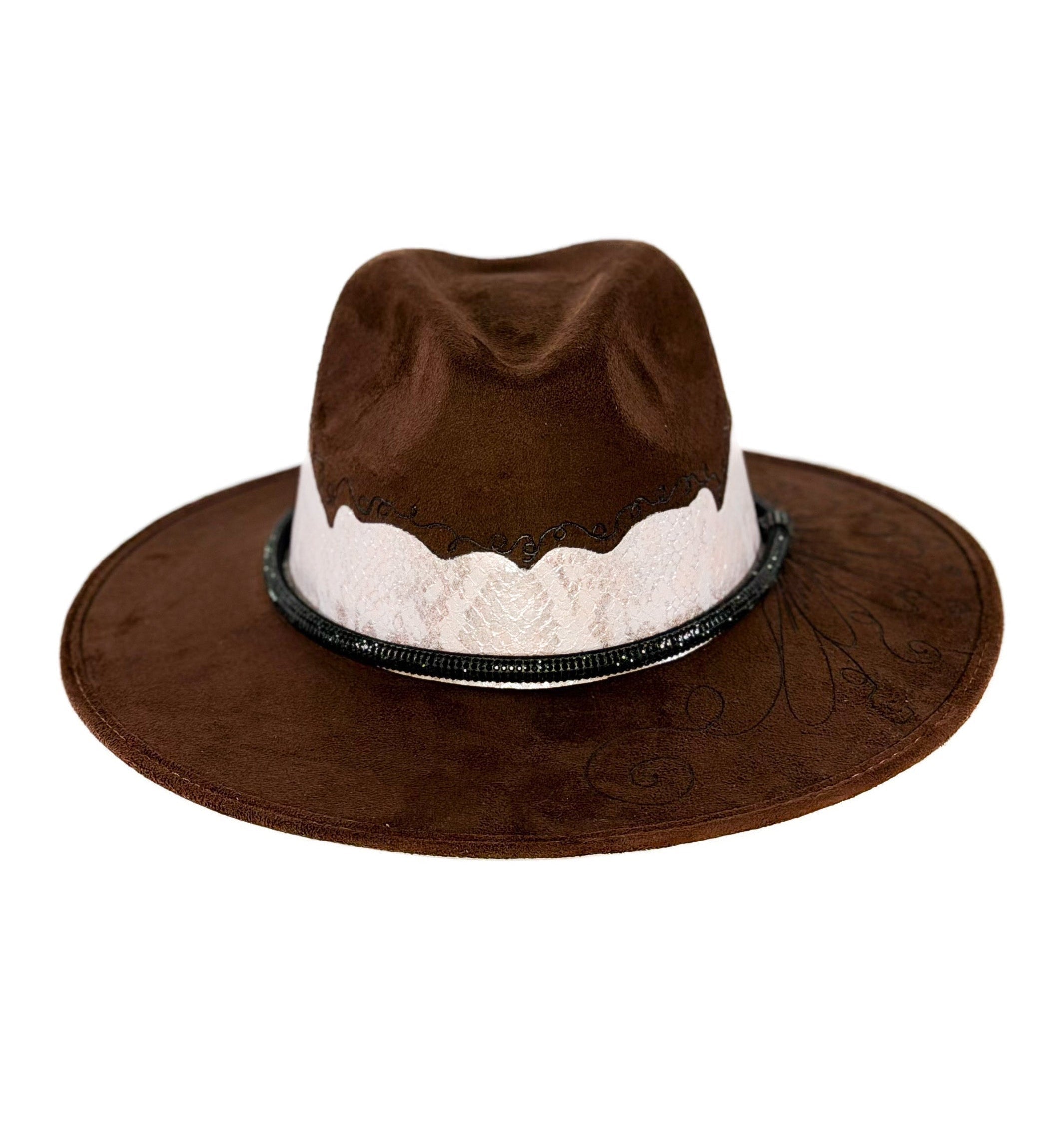 Alpine Brown by Cuadra Piedreros