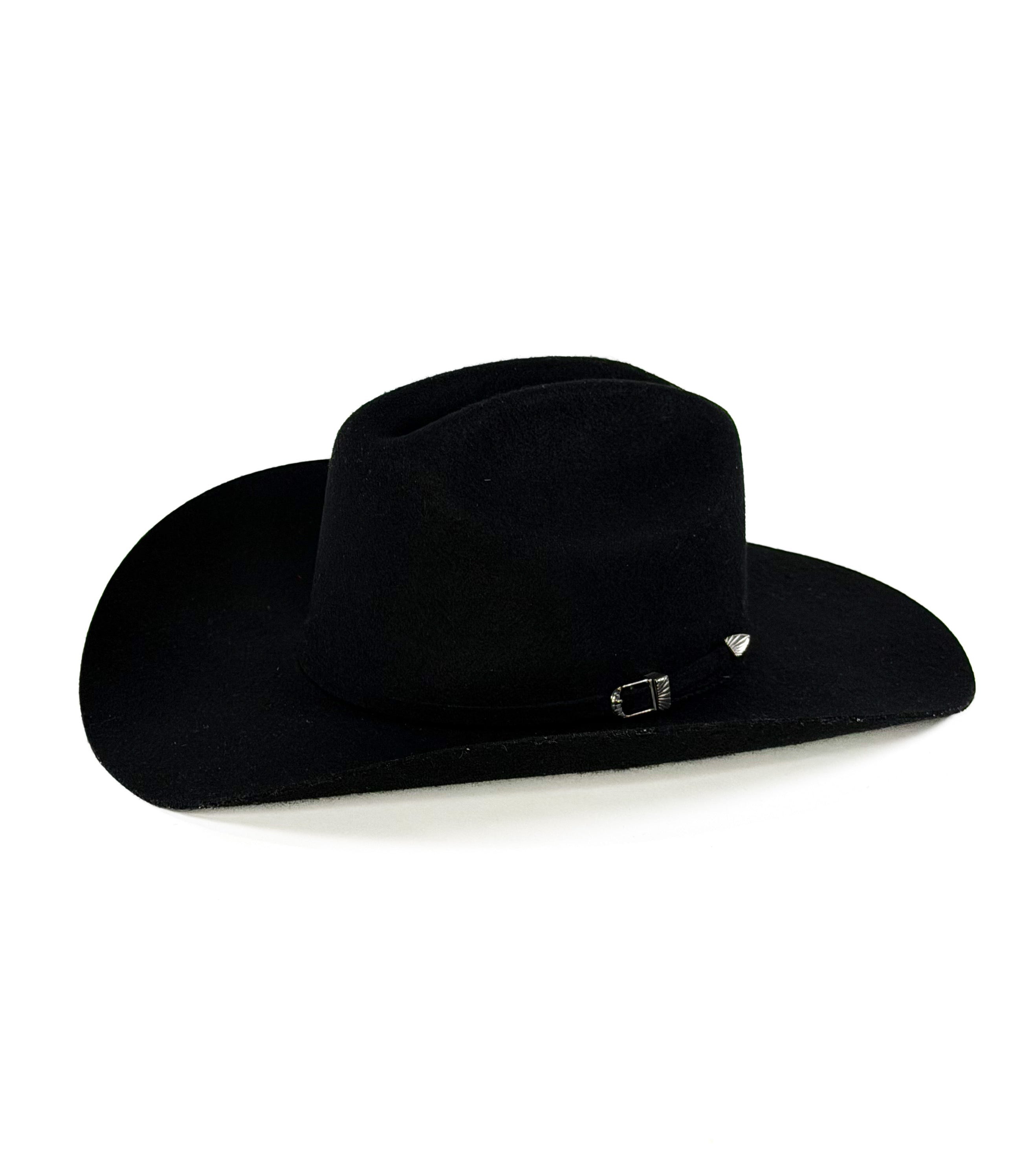 Silver Black Hat — side view of Cuadra Piedreros cap