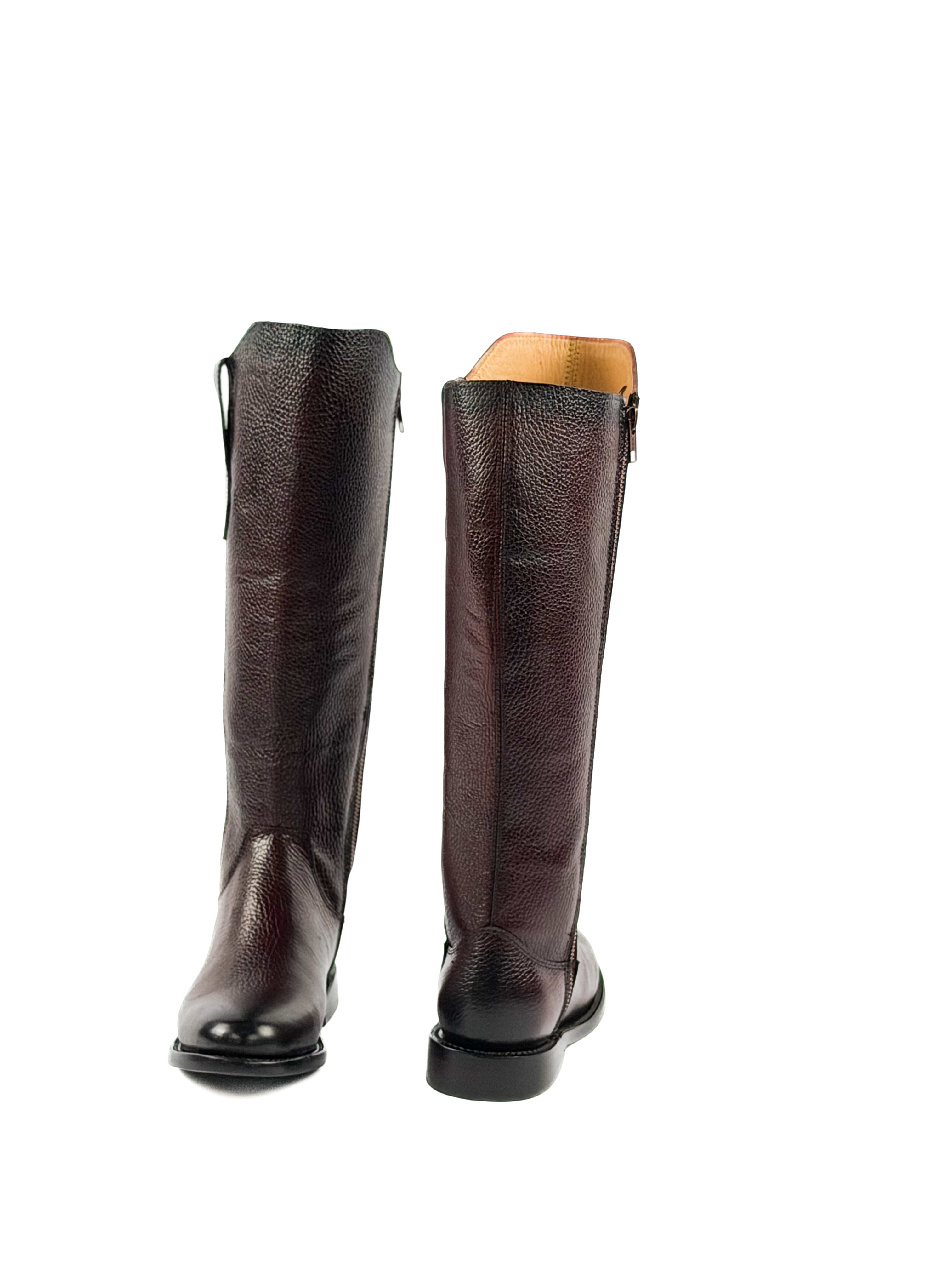 Pair of cherry round toe below the knee boots, low shaft, riding boots