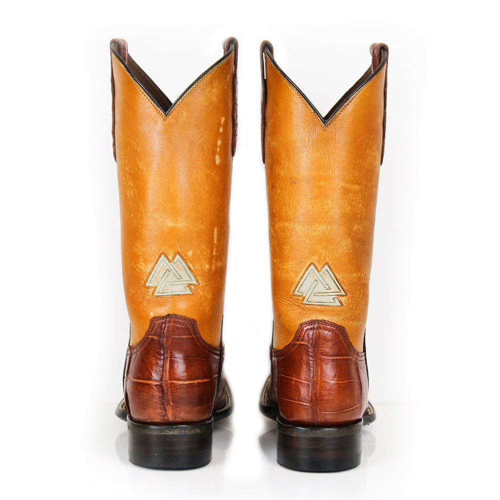 The Catrin Boot — side view of handmade western boots