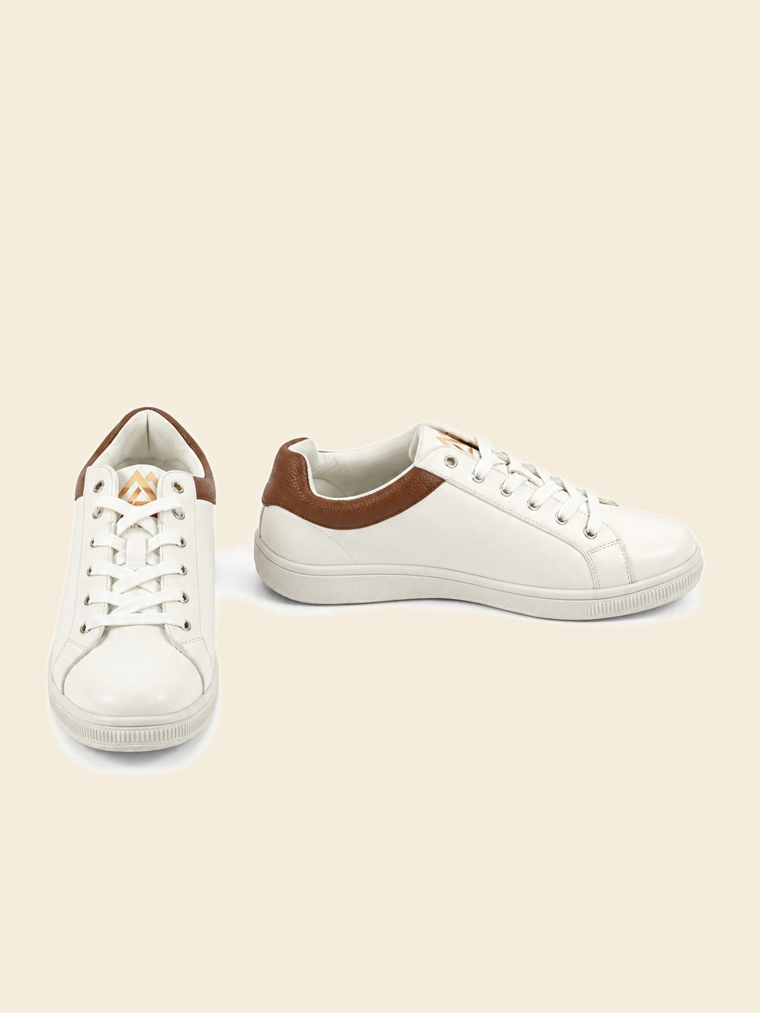 The Sereno — Leather Men's Western Shoe, front and side view · cream