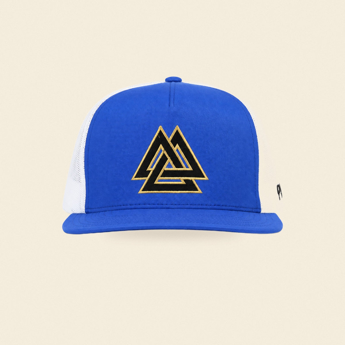 Triangulo De Oro Cap, front view