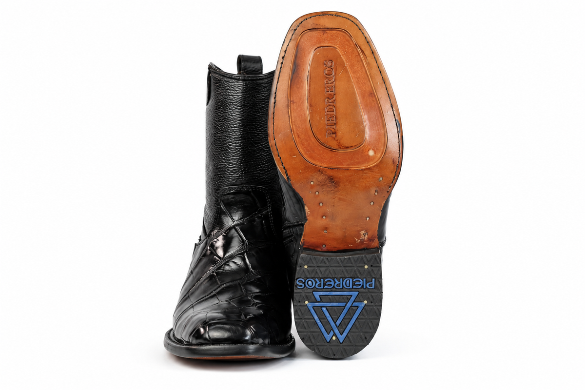 The Zapata Alligator Zip Roper - Black