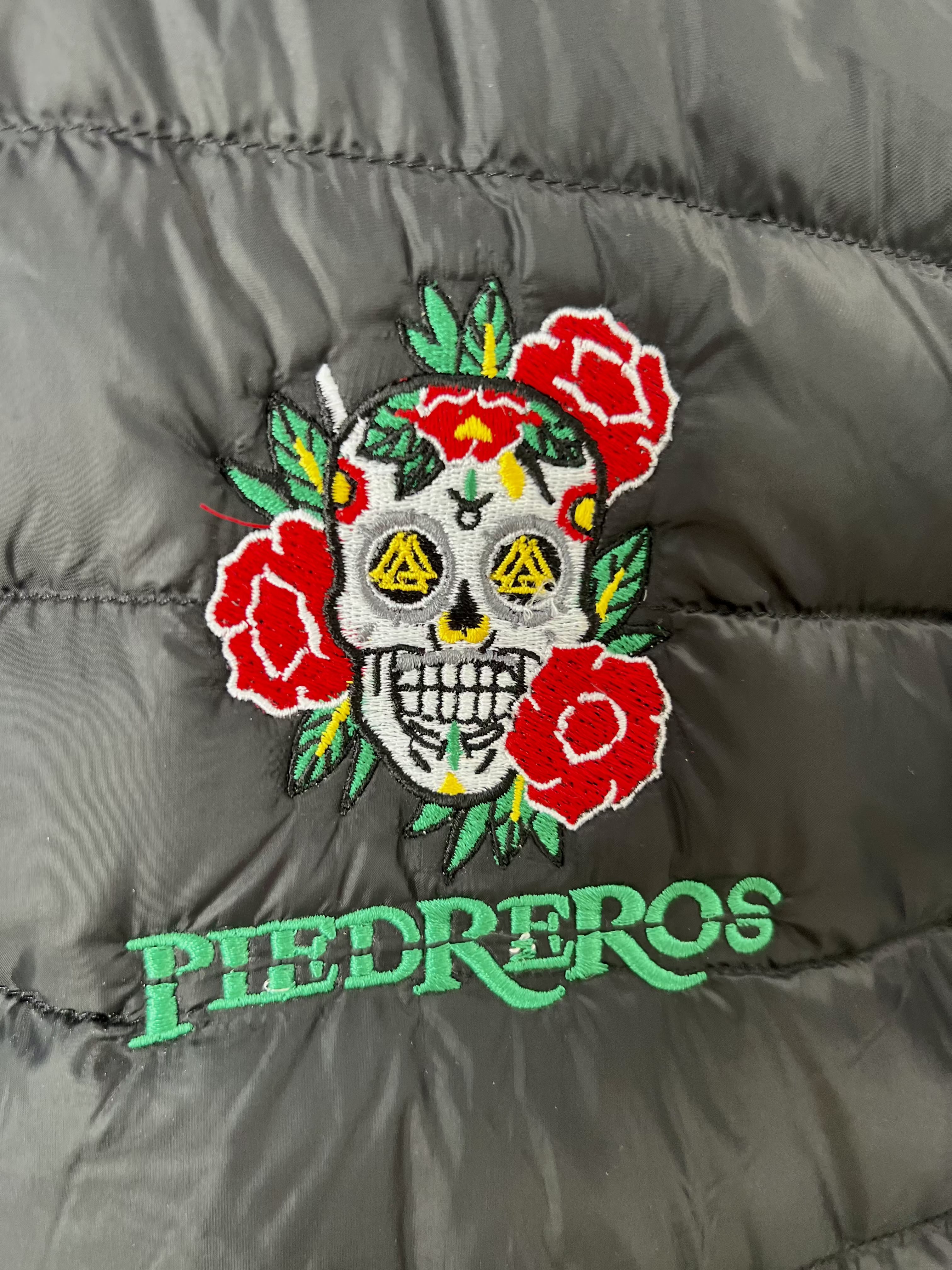 ROSE MEN'S PUFFER JACKET — detail shot
