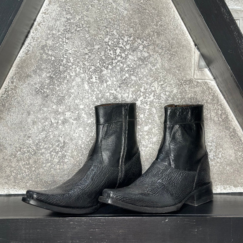 Black Shaft Boots — handmade western boots by Cuadra Piedreros