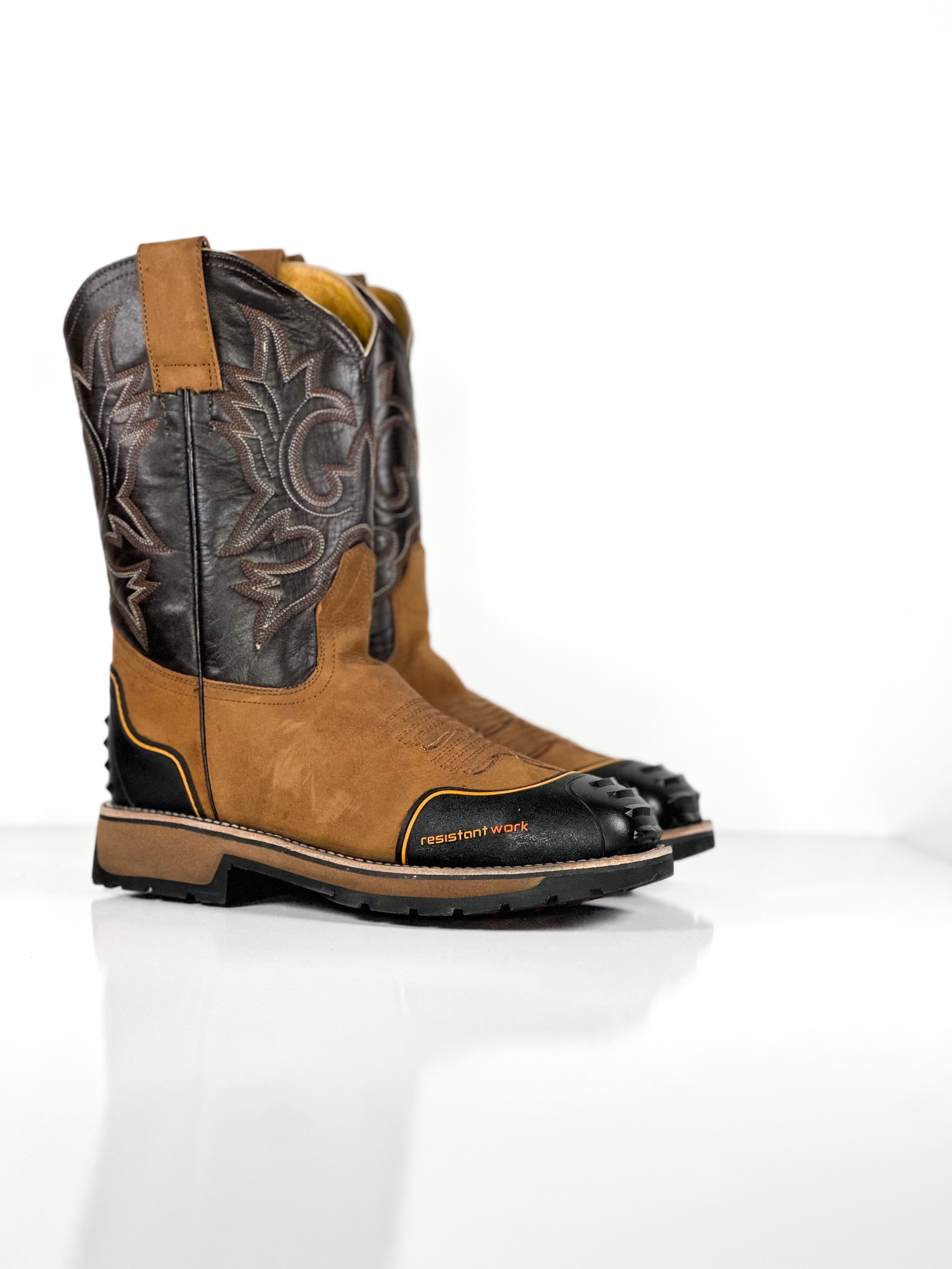 Composite toe work boot — handmade western boots by Cuadra Piedreros