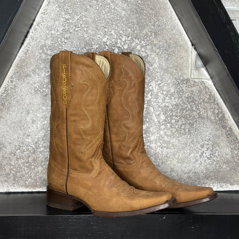 Saddle Canyon Boots — handmade western boots by Cuadra Piedreros