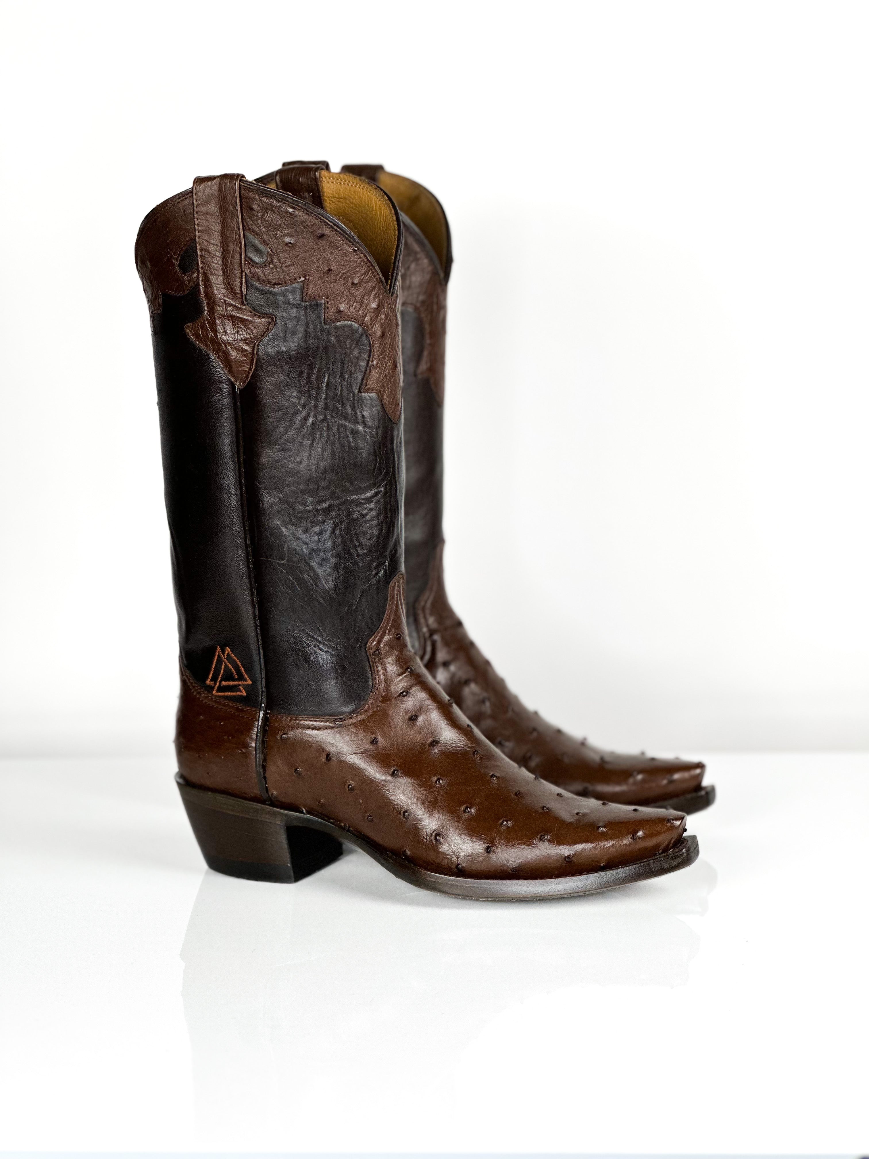 Bota de avestruz de punta afilada para mujer
