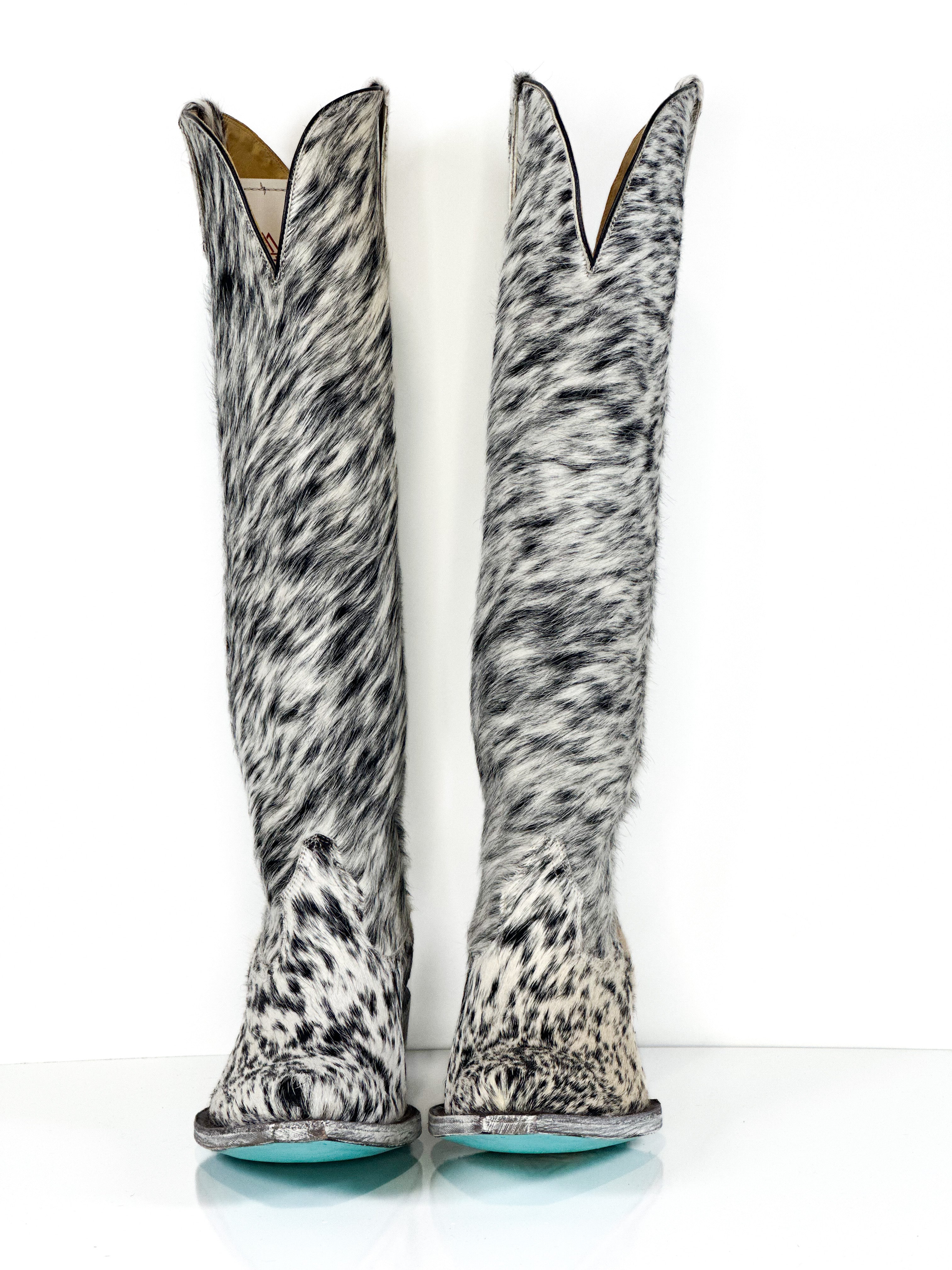 Azeri Cowhide Boot — sole view of handmade western boots
