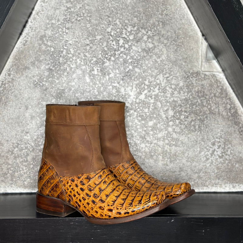 Ambar Lince Boots — handmade western boots by Cuadra Piedreros