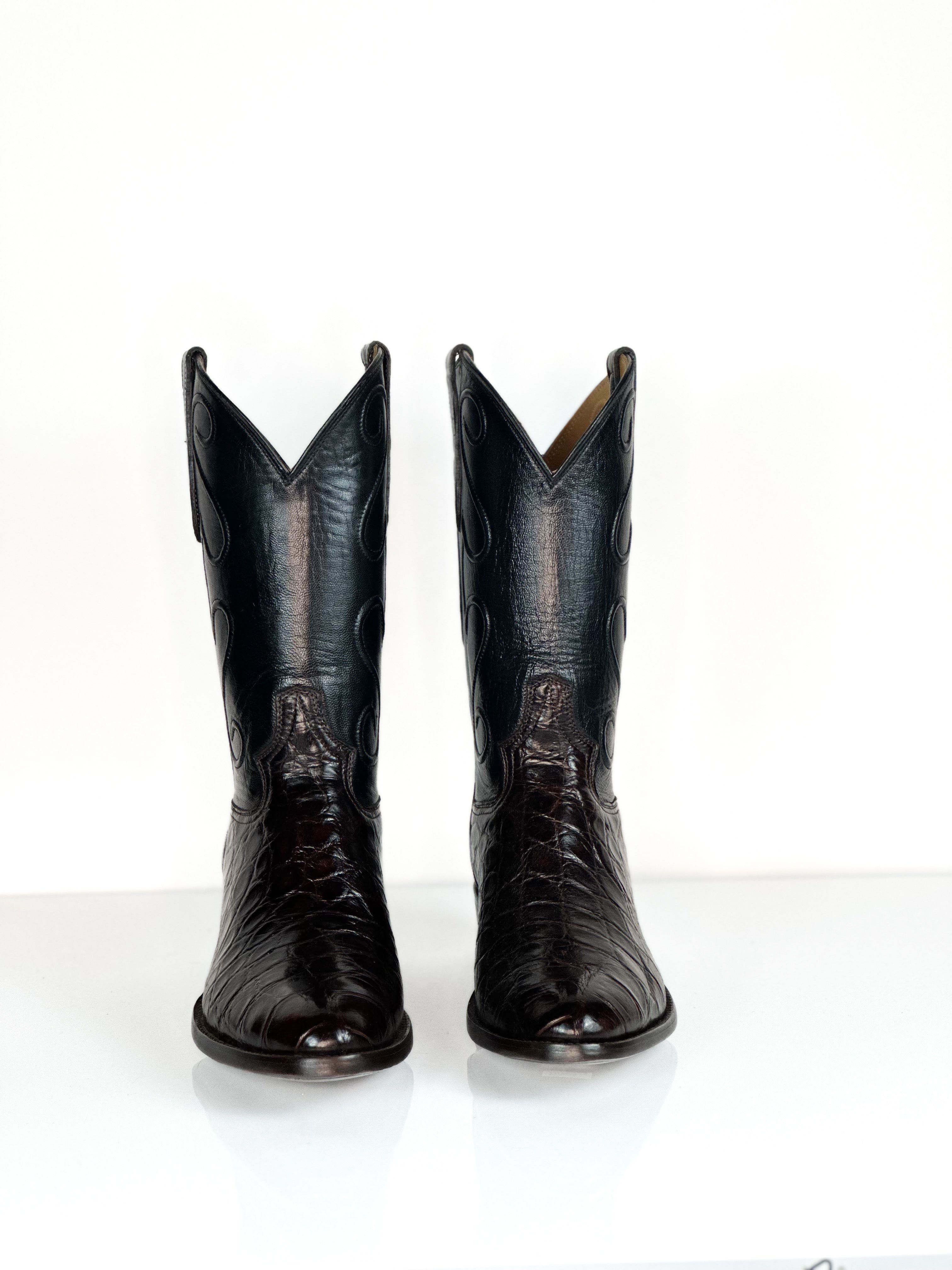 American Alligator - Choco Cord — side view