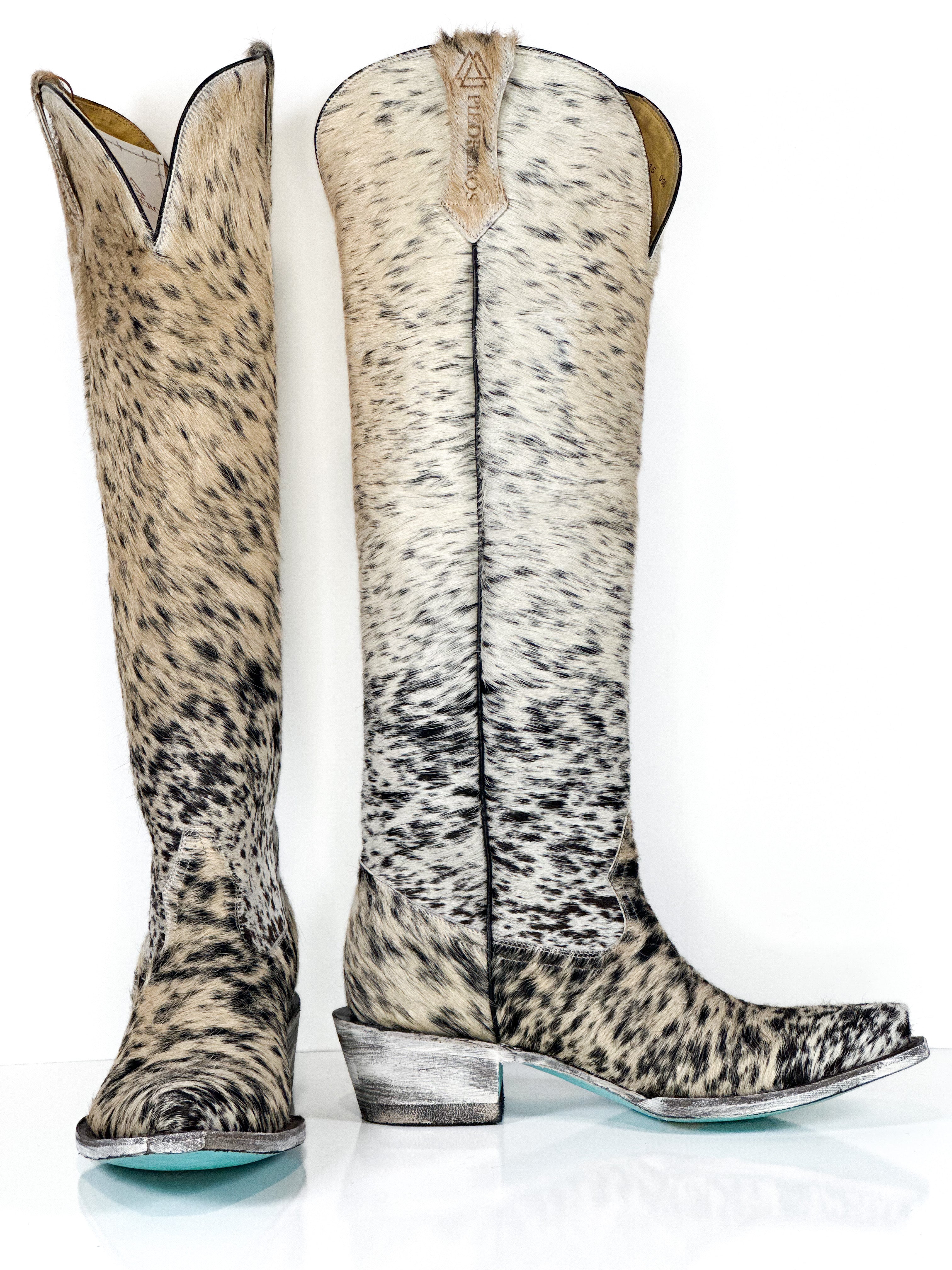 Azeri Cowhide Boot — stitching detail of handmade western boots