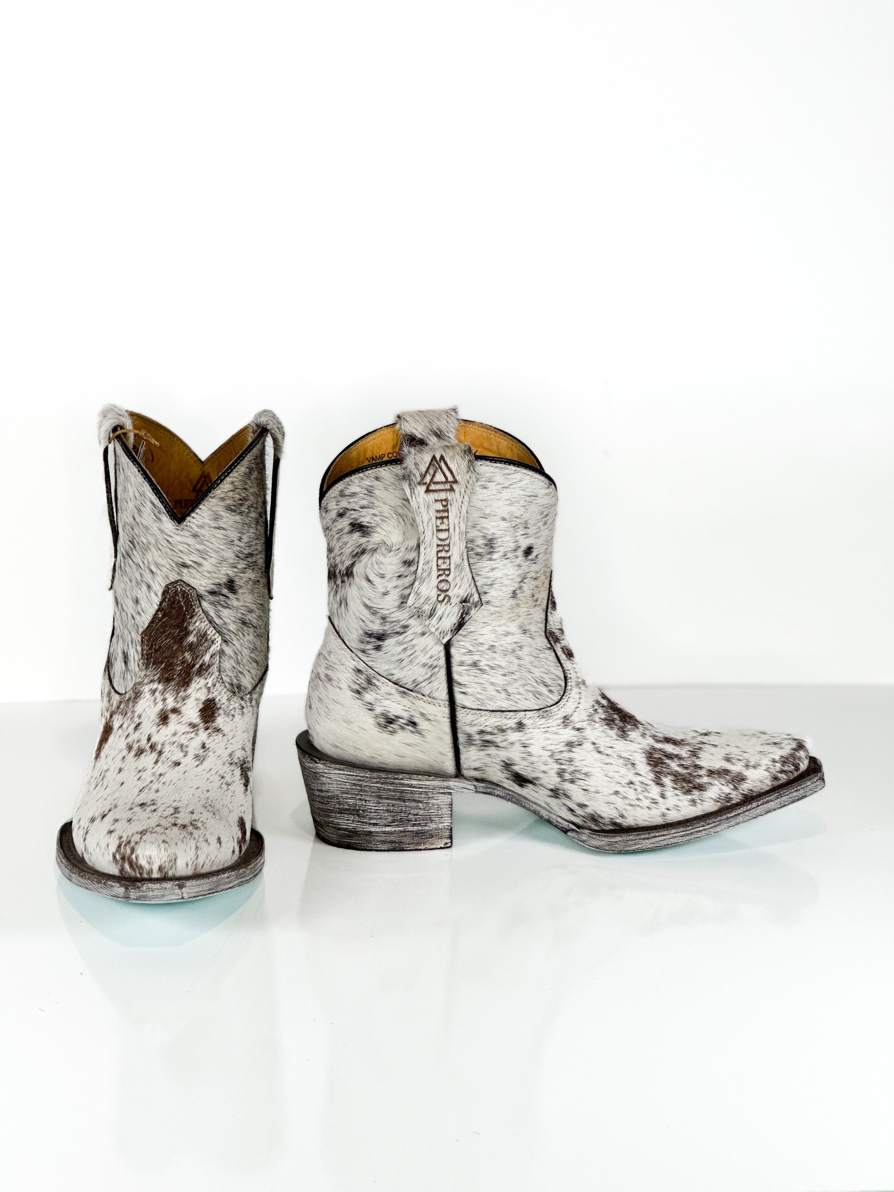 Azeri Mist Cowhide — angled view