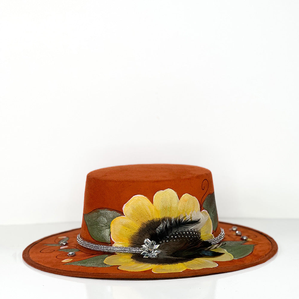Calhoun sunflower Hat — angled view of Cuadra Piedreros cap