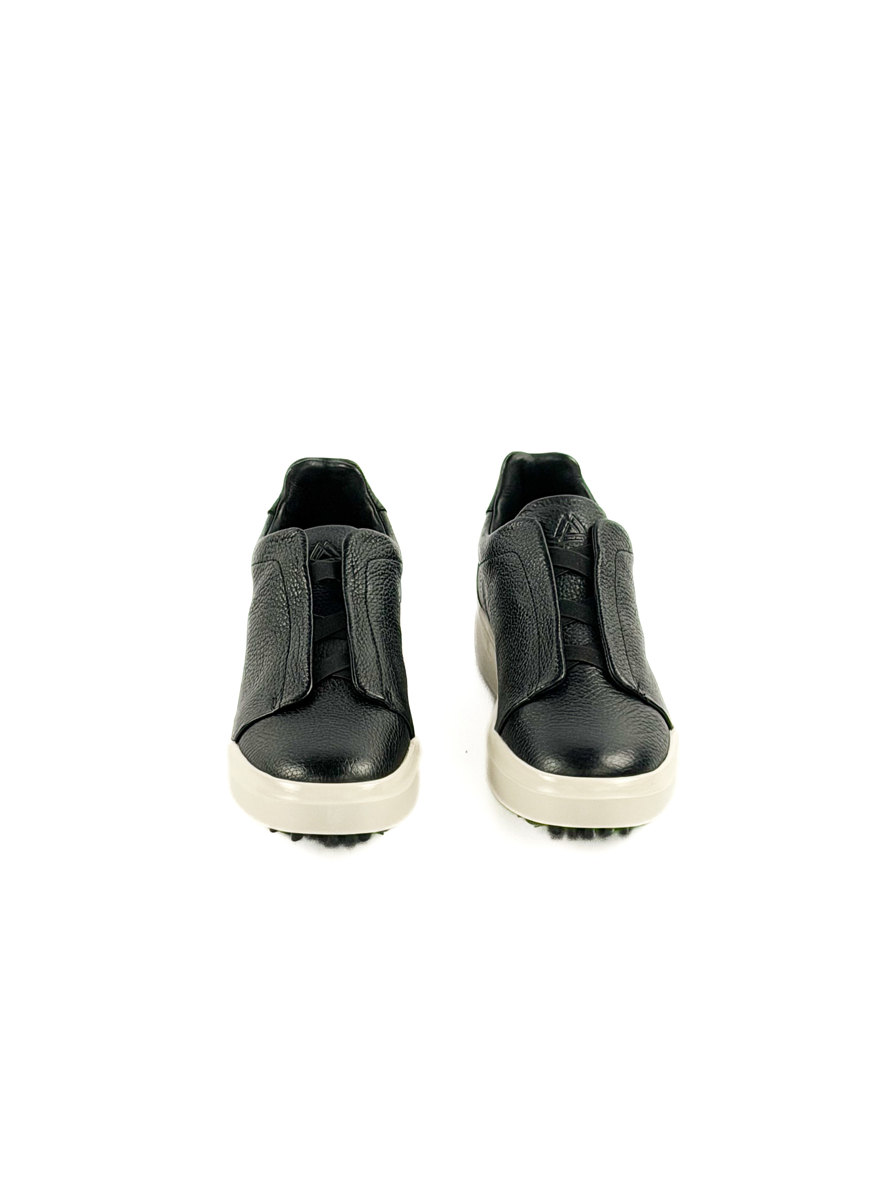 Black slip-on deer sneakers with durable traction