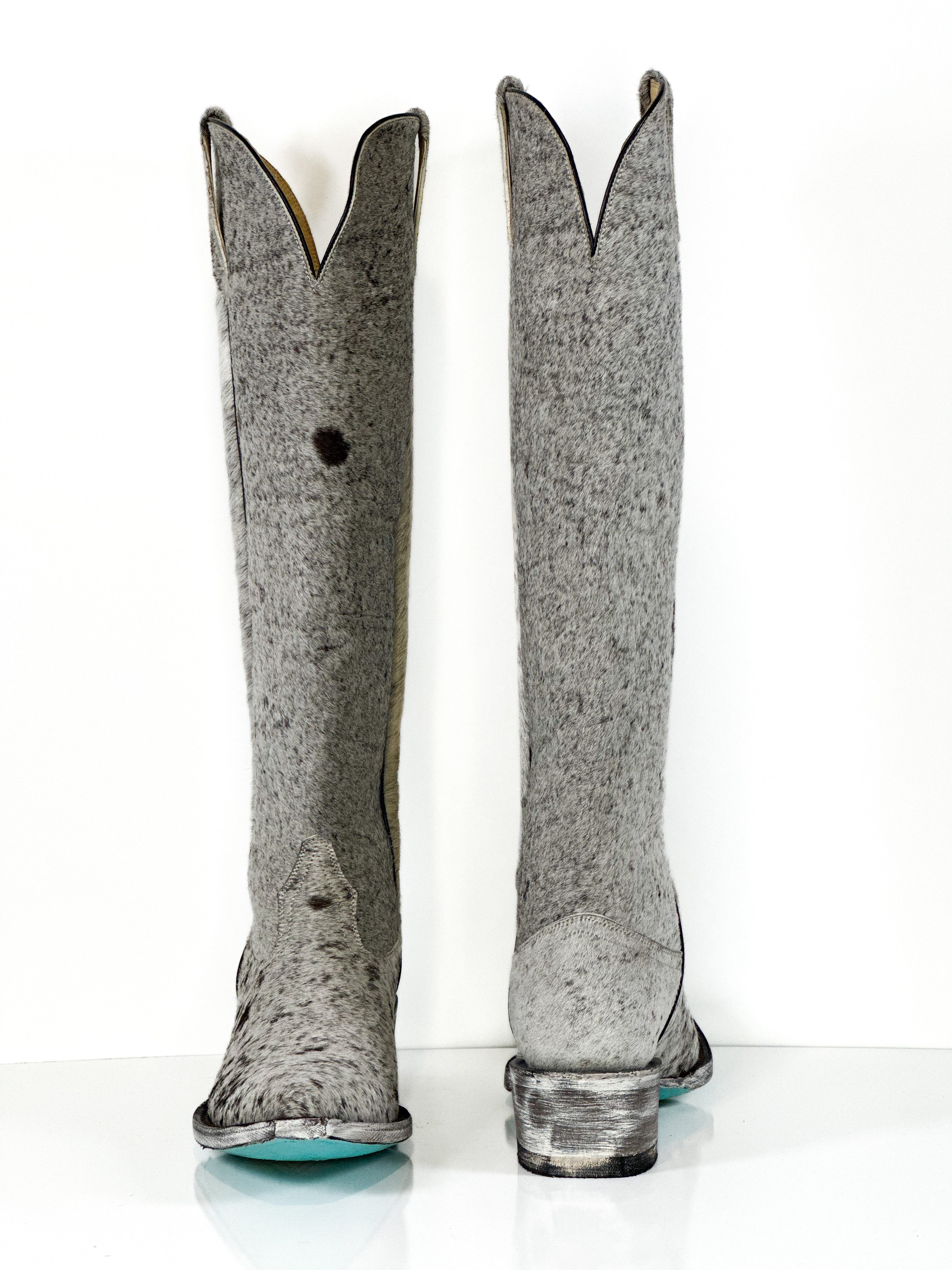Azeri Cowhide Boot — stitching detail of handmade western boots