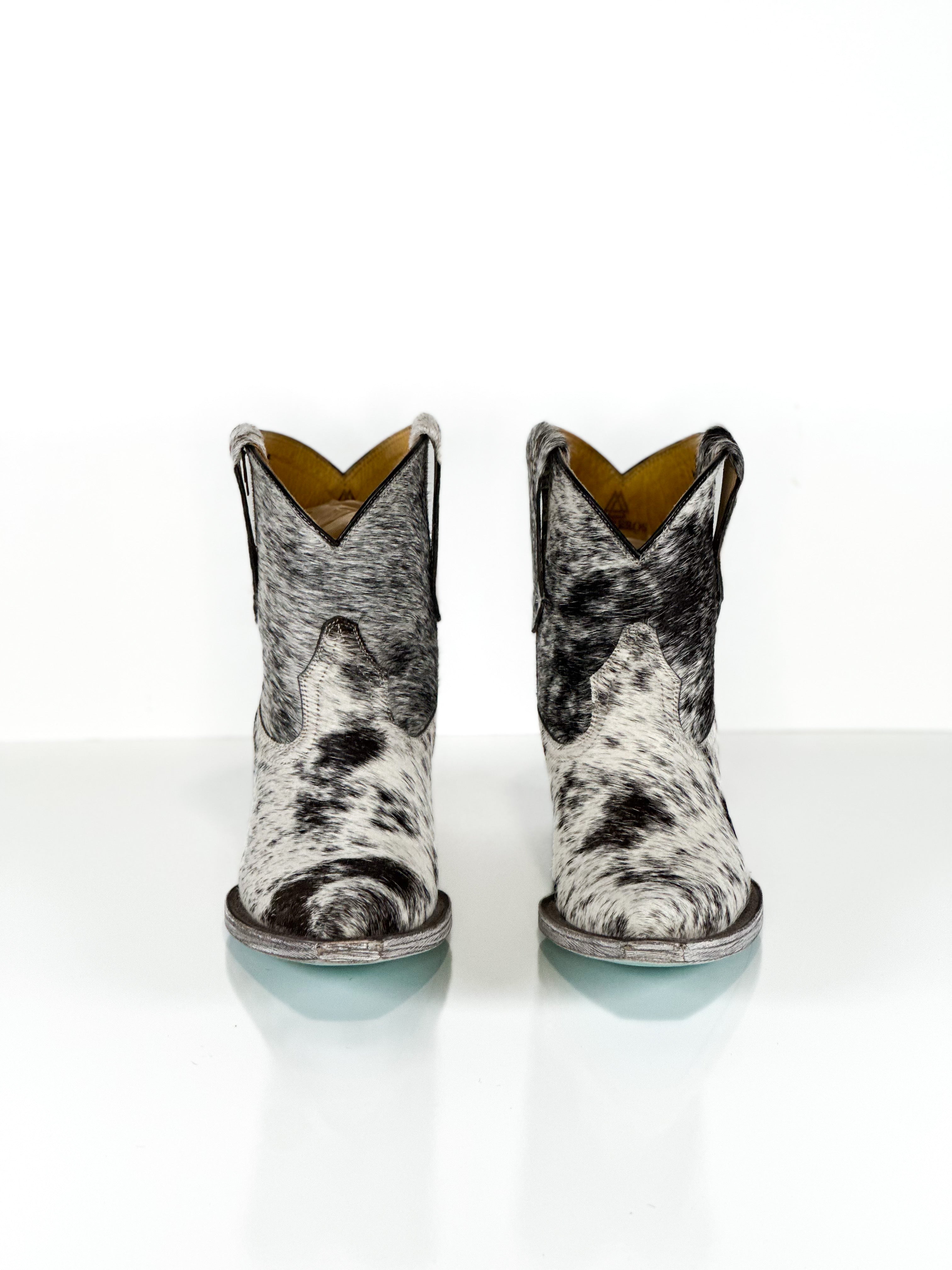 Azeri breeze cowhide — side view