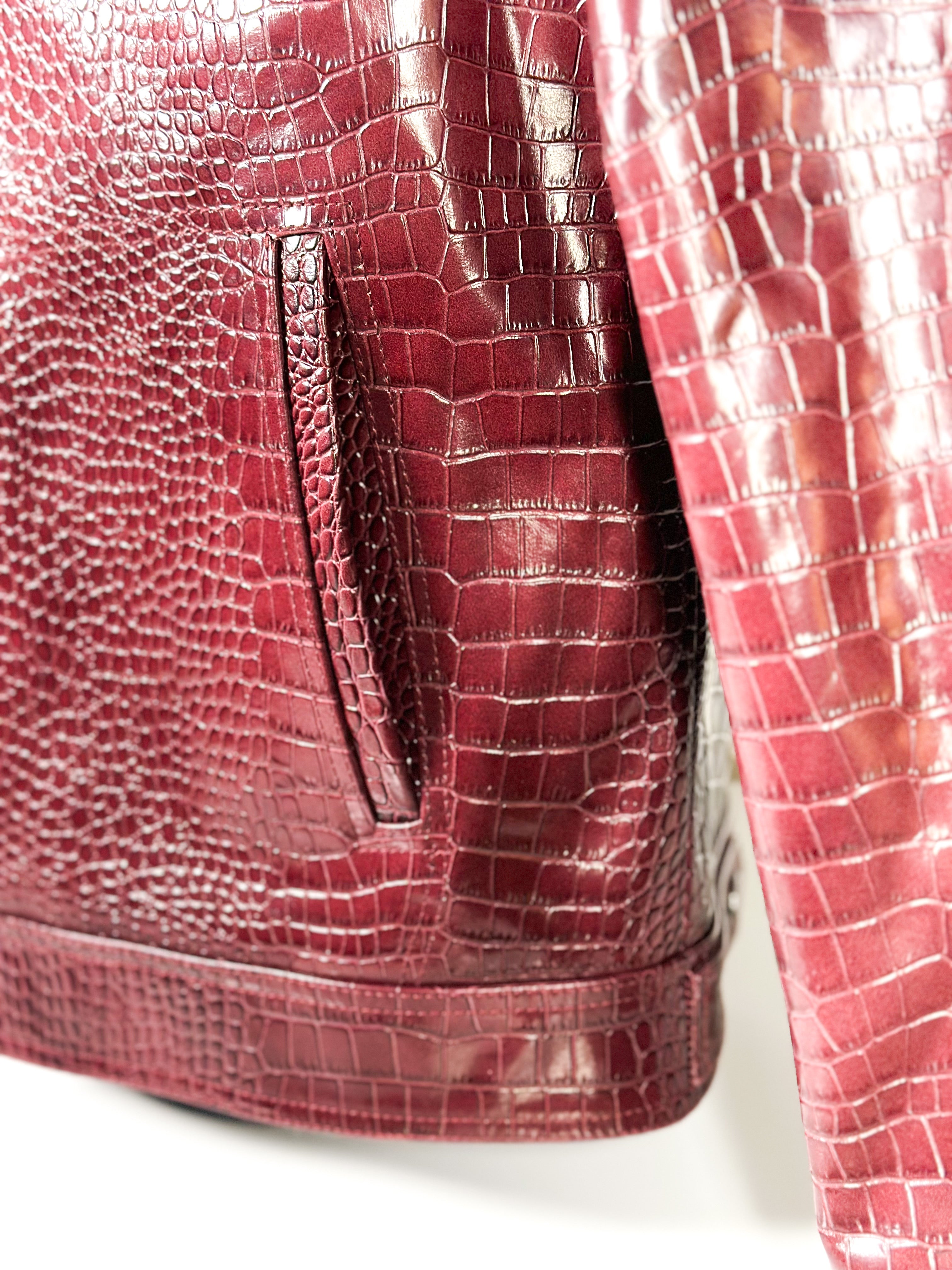 Alligator-Jacket — profile view