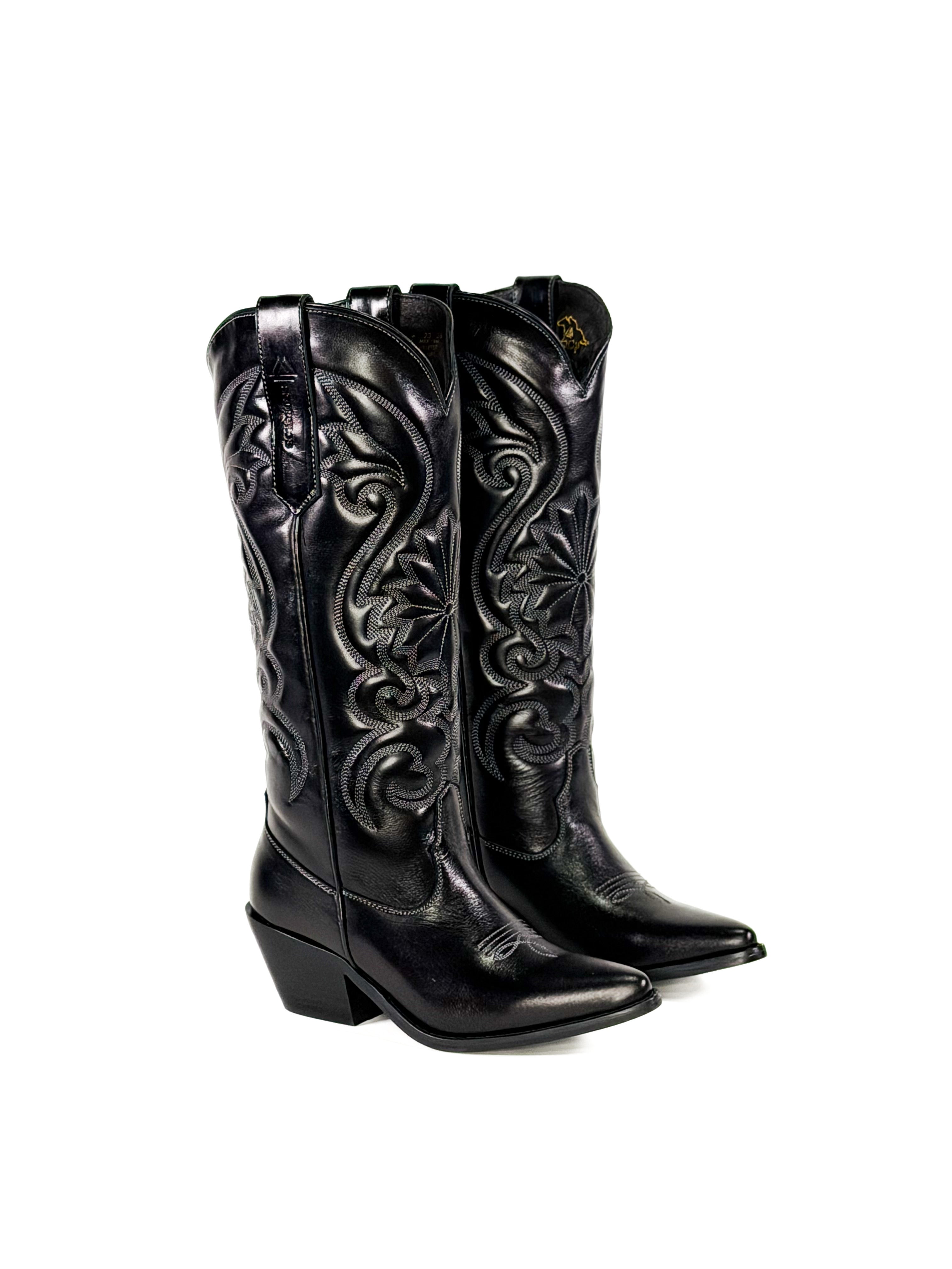Black leather cowgirl boots