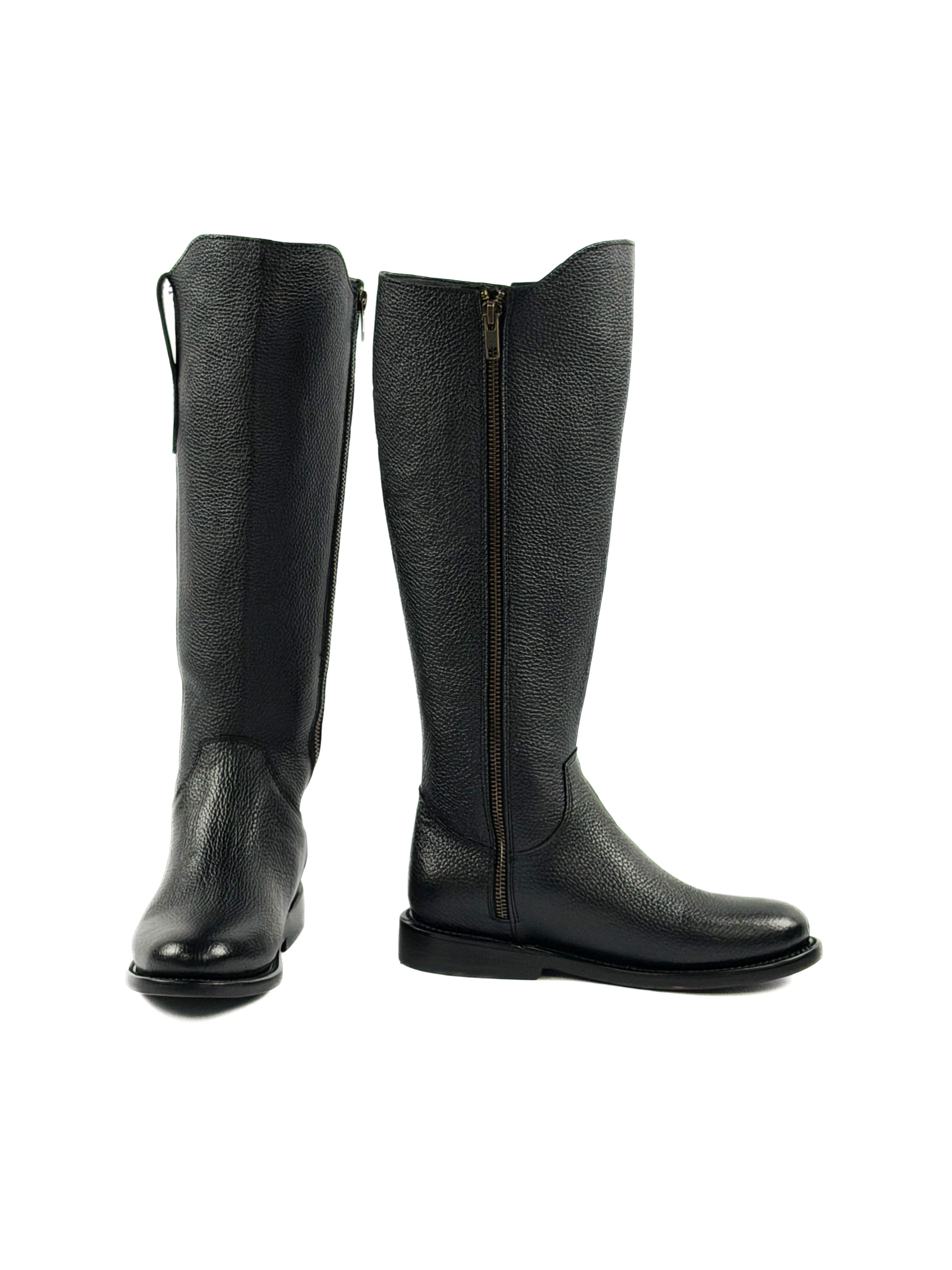 Pair of black round toe below the knee boots, low shaft, riding boots 