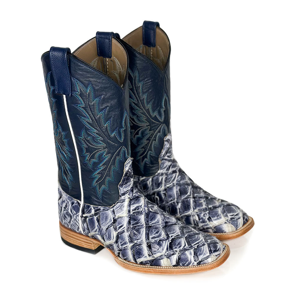Uaias Fish Blue Boot — handmade fish skin boots by Cuadra Piedreros