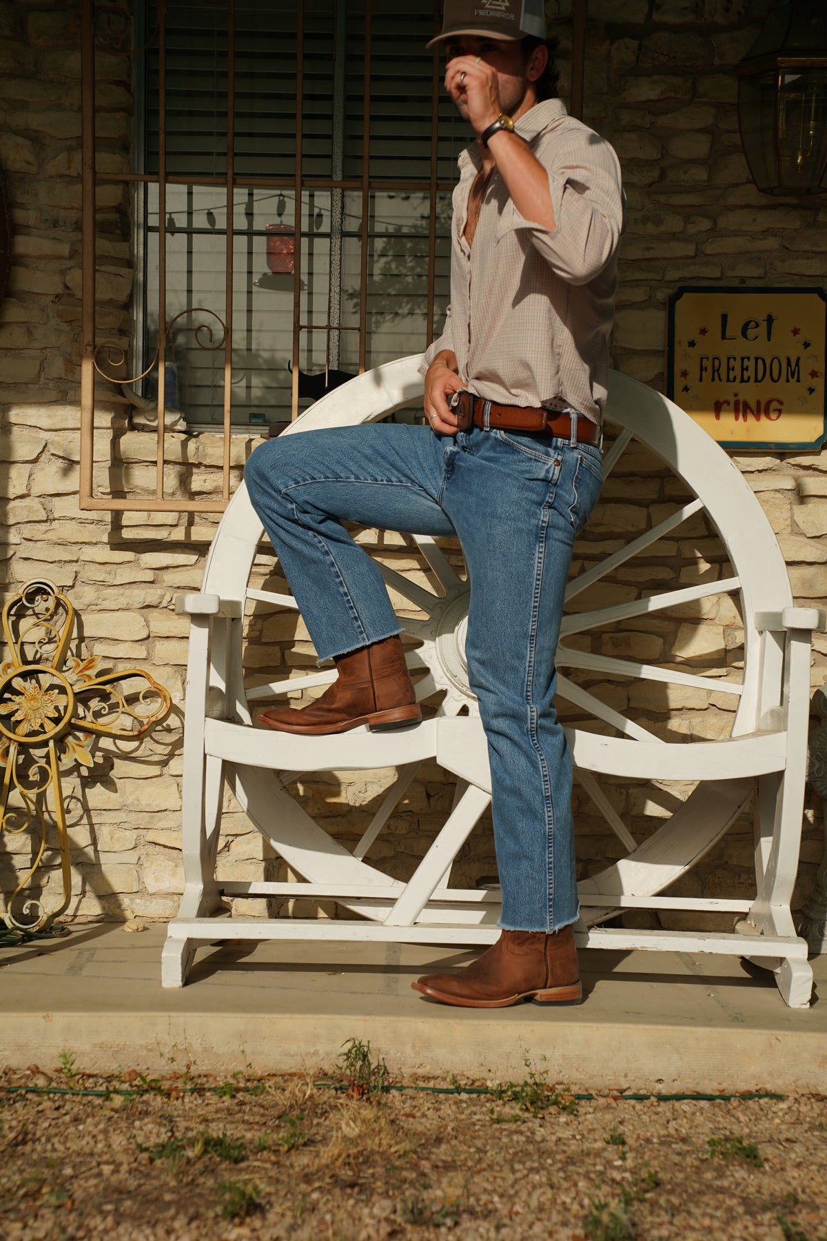 Trey wearing The Pecos boots, full look