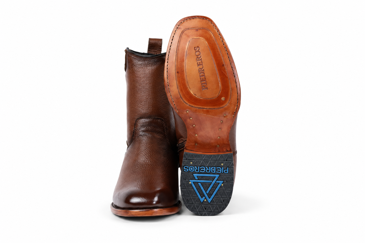 The Walburg Deer Zip Roper - Honey