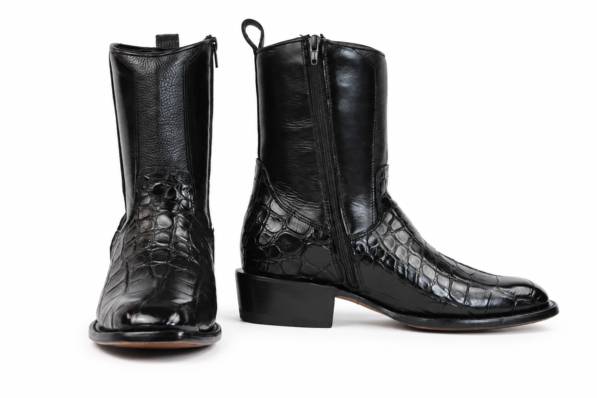 The Zapata Alligator Zip Roper - Black